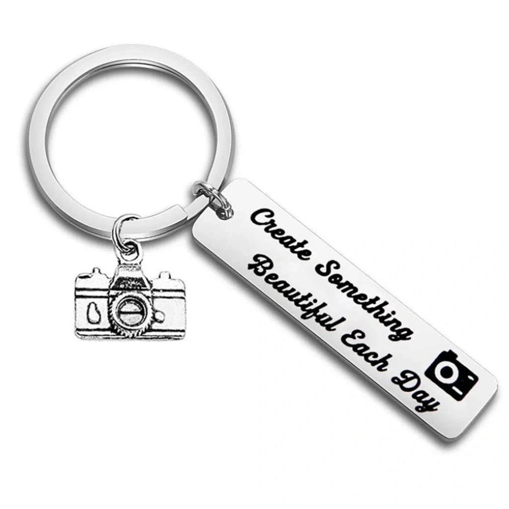 Key/Chain Camera Create Something Beautiful Each - Picture 3 of 3